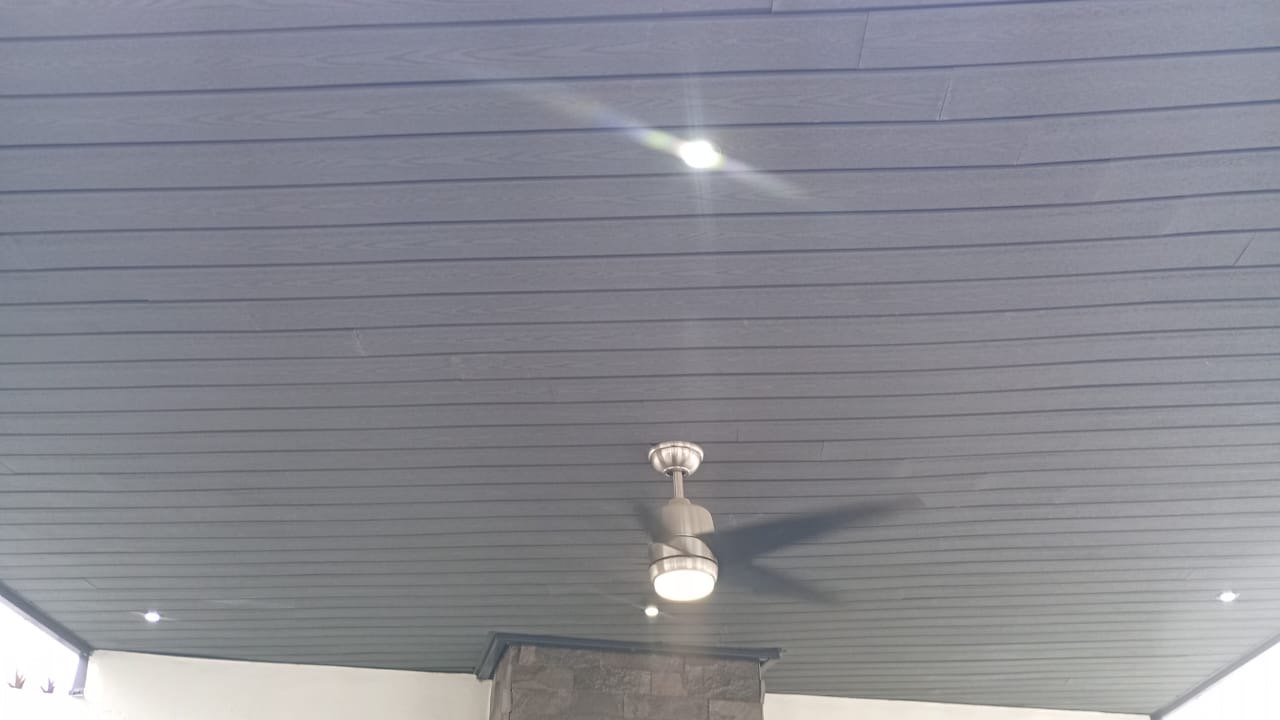 Plafón exterior gris